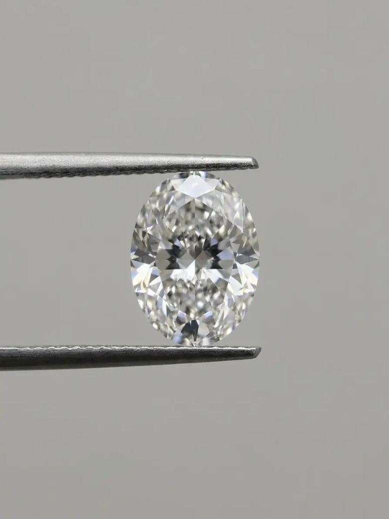Natural and lab-grown diamonds